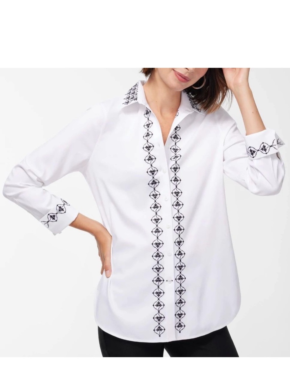 Chico’s No Iron Stretch Embroidered Shirt Women’s Size L Button Front Classic
